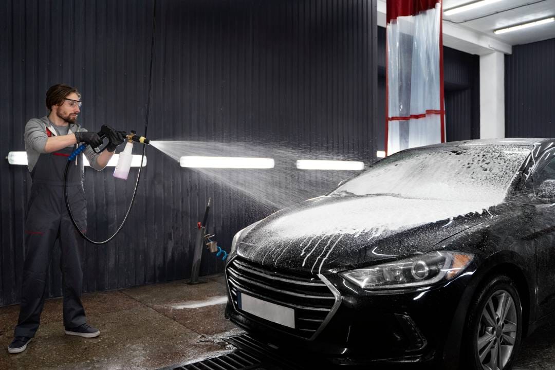 beautiful car washing service 1